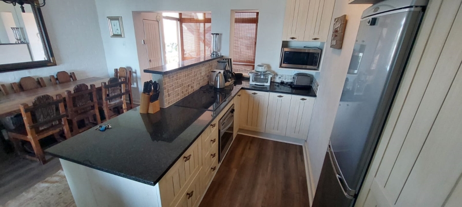 3 Bedroom Property for Sale in Aston Bay Eastern Cape